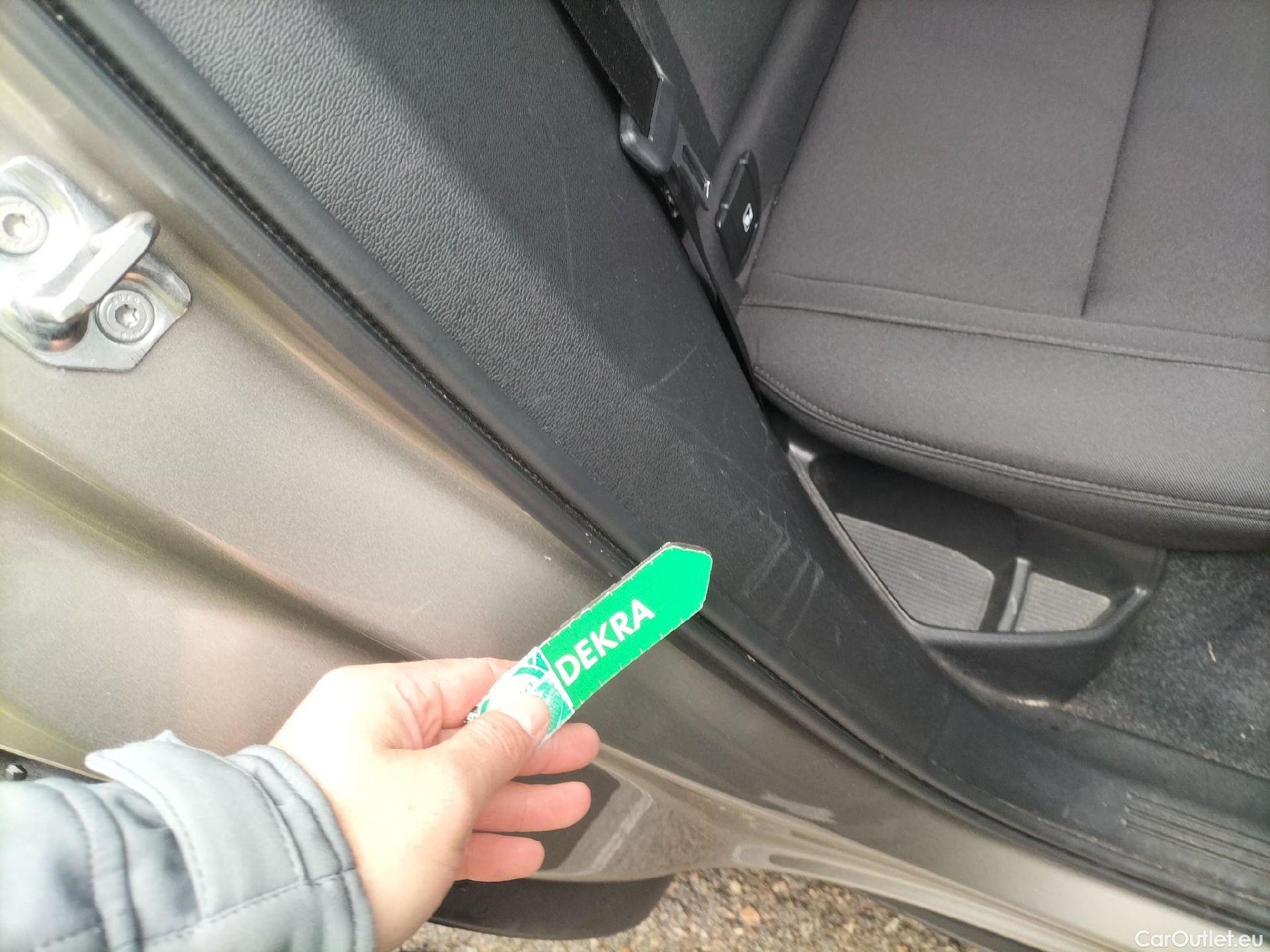  Volvo  XC 40 VOLVO XC40 / 2017 / 5P / todoterreno 1.5 T3 Momentum Pro Auto #23