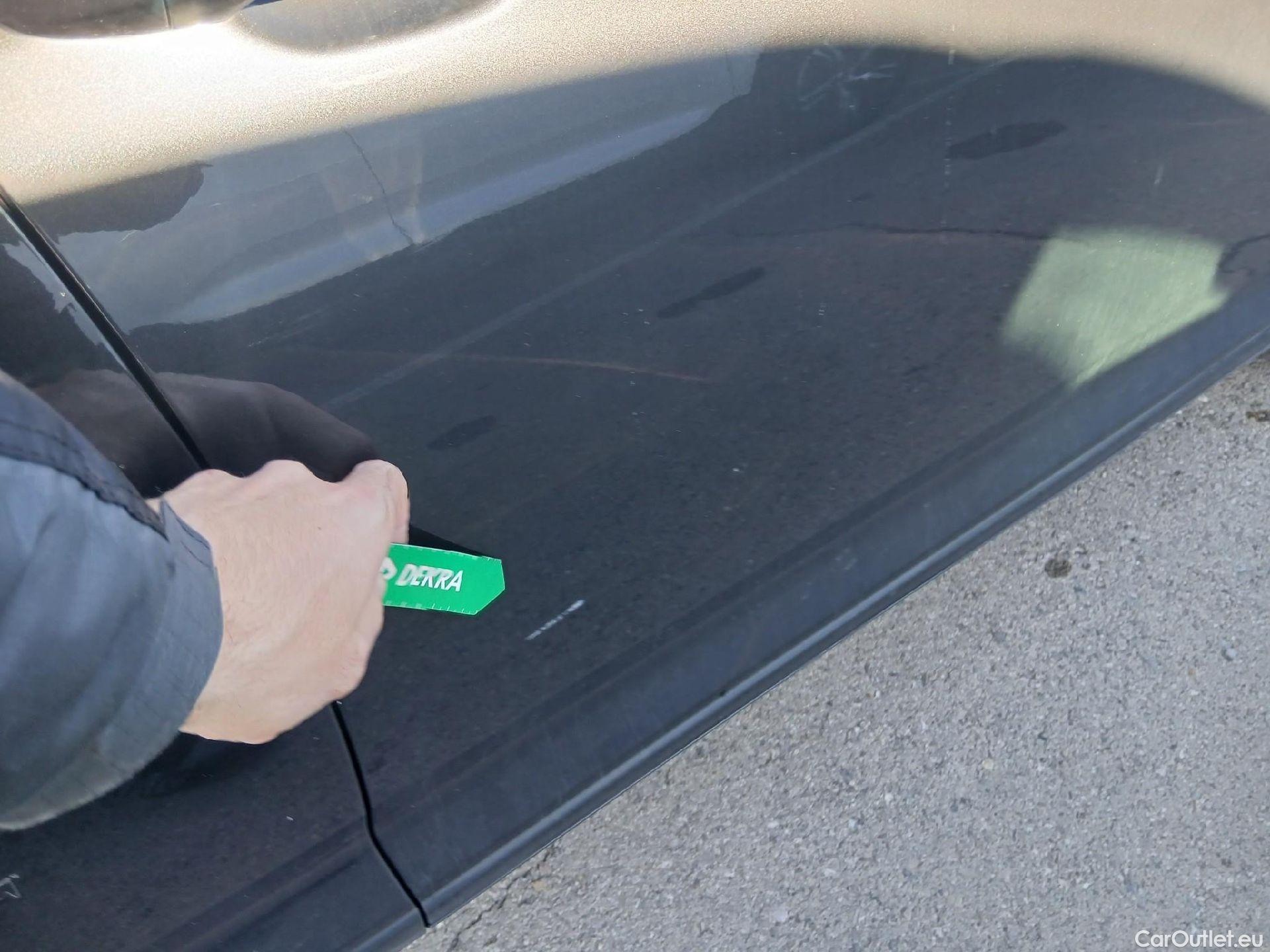  Volkswagen  Passat VOLKSWAGEN  / 2019 / 4P / sedán Executive 2.0 TDI 110kW (150CV) DSG #13