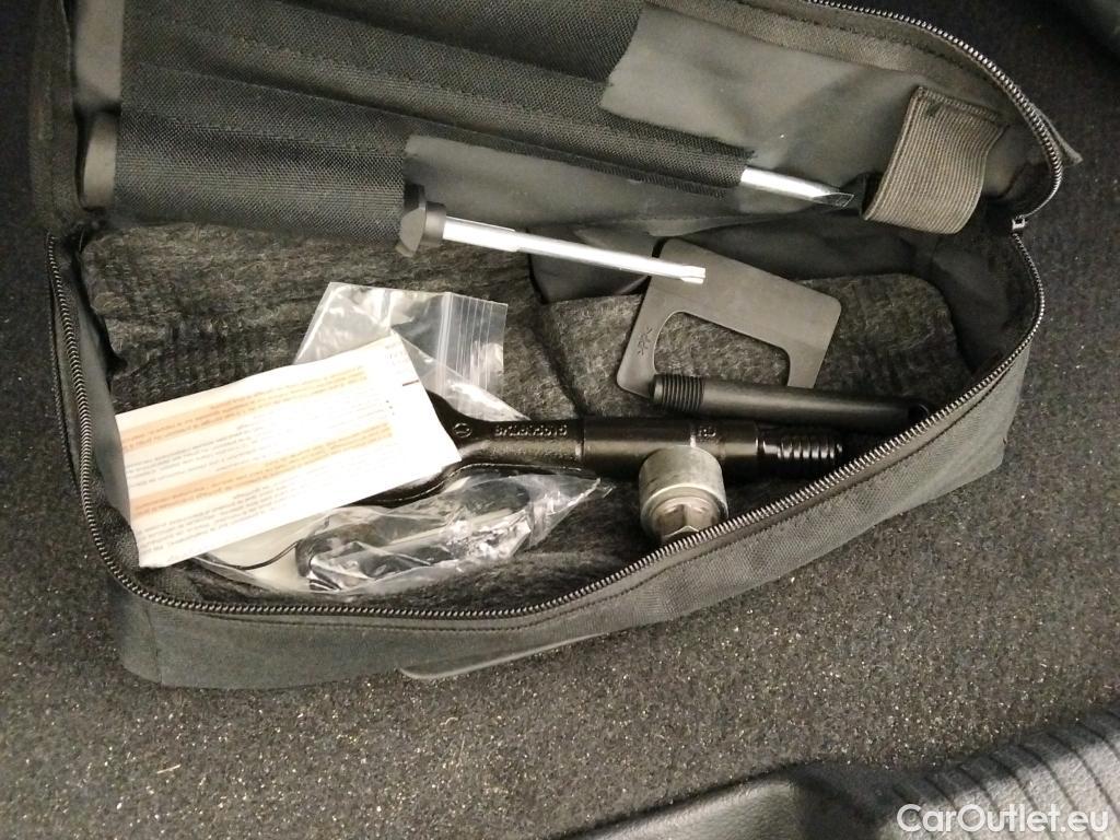  Audi  Q2 AUDI  / 2016 / 5P / todoterreno Advanced 30 TFSI 85kW (116CV) #4