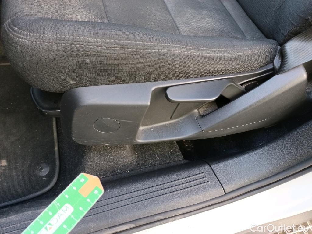  Volvo  XC 40 VOLVO XC40 / 2017 / 5P / todoterreno 2.0 D3 Auto #13