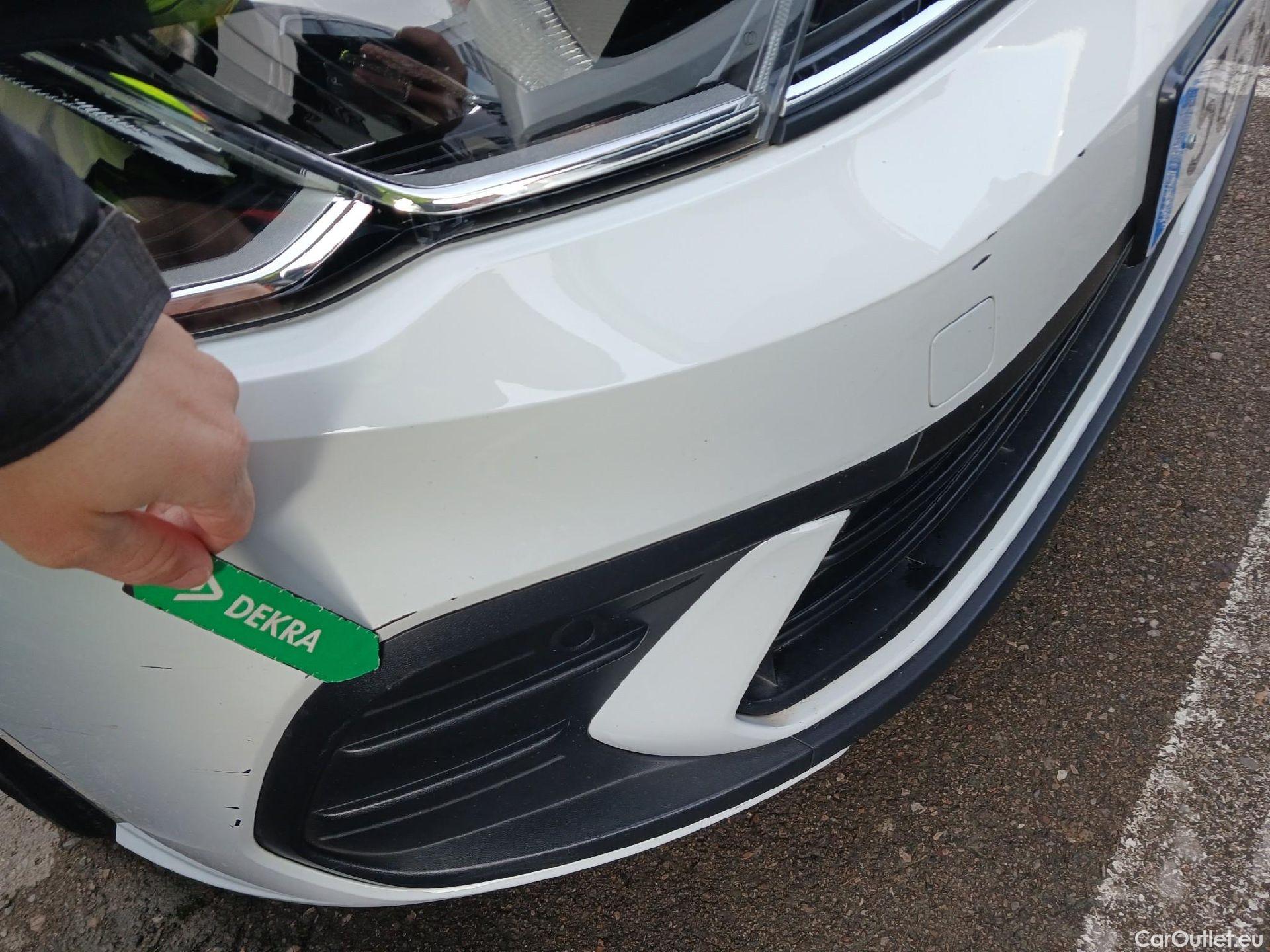  Volkswagen  Polo VOLKSWAGEN  / 2021 / 5P / berlina con portón Life 1.0 TSI 70kW (95CV) #4