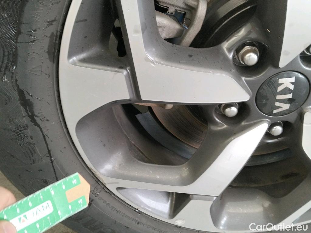  KIA  Sportage KIA  / 2018 / 5P / todoterreno 1.6 MHEV Business DCT 100kW (136CV) 4X2 #20