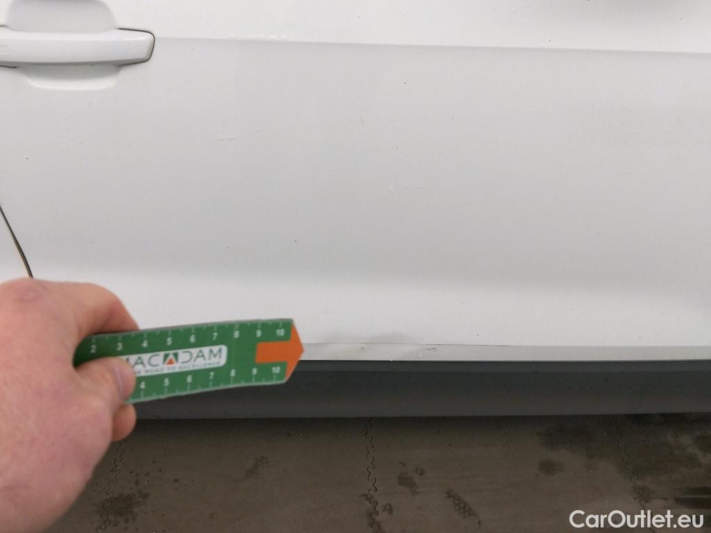  Audi  Q2 AUDI  / 2016 / 5P / todoterreno Advanced 30 TFSI 85kW (116CV) #2