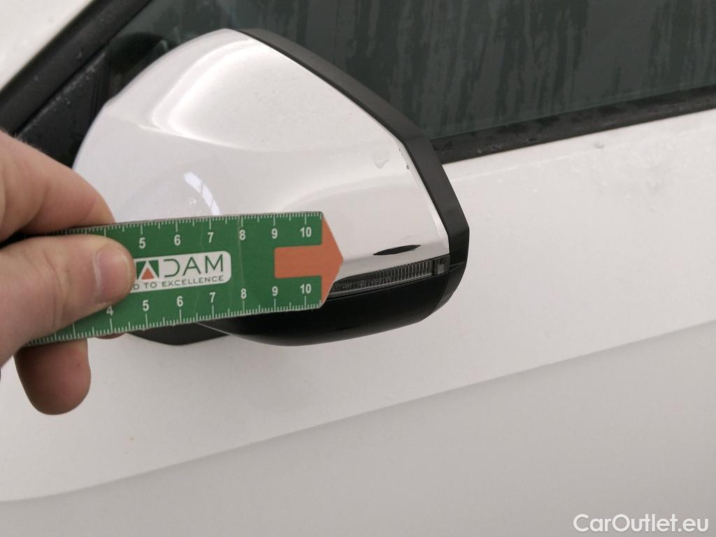  Audi  Q2 AUDI  / 2016 / 5P / todoterreno Advanced 30 TFSI 85kW (116CV) #25