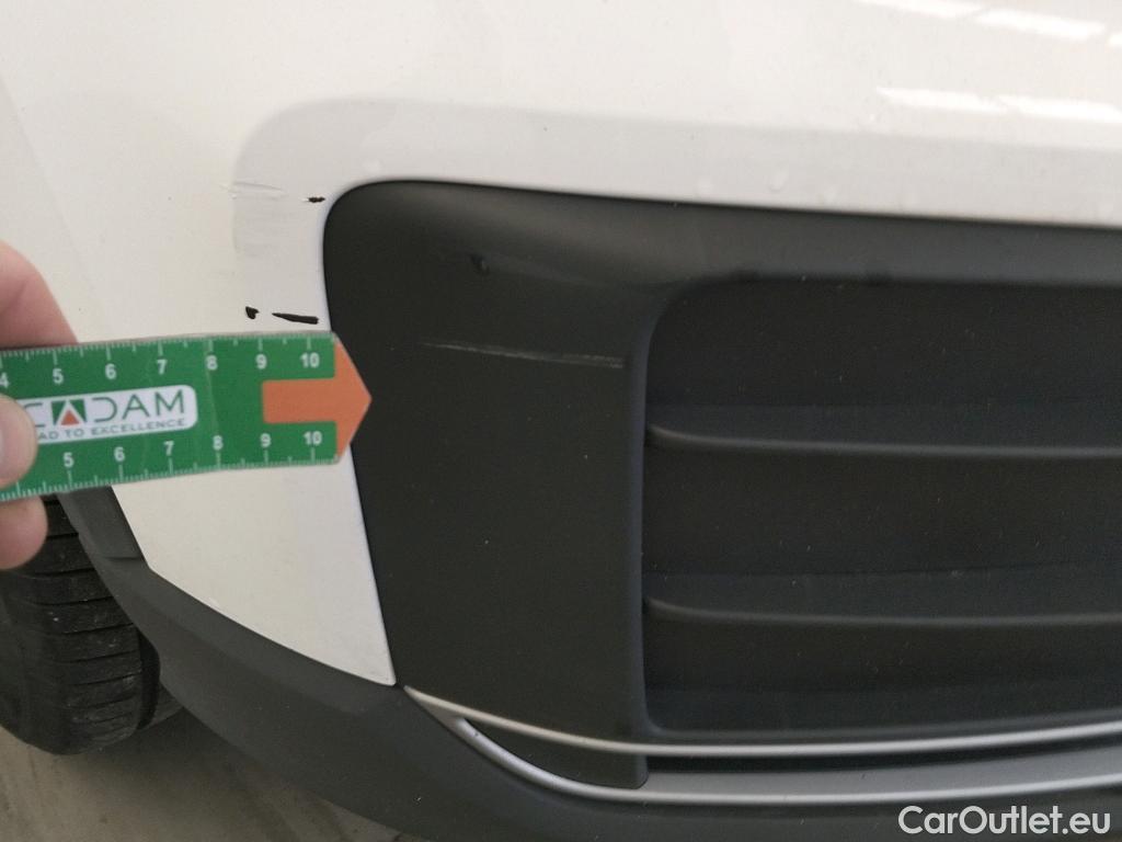  Audi  Q2 AUDI  / 2016 / 5P / todoterreno Advanced 30 TFSI 85kW (116CV) #27