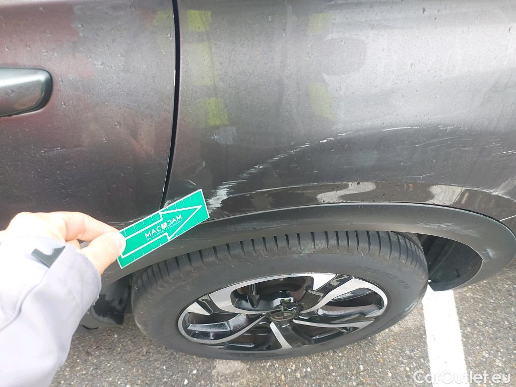  DS  DS7 DS DS 7 Crossback / 2017 / 5P / todoterreno BlueHDi DE 96kW (130CV) Auto. CHIC (AC) #19