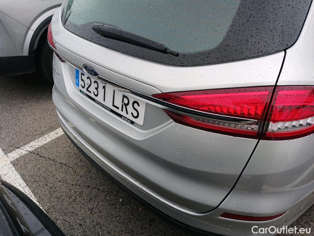  Ford  Mondeo FORD  / 2014 / 5P / familiar 2.0 TDCi 110kW Trend SportBreak #30