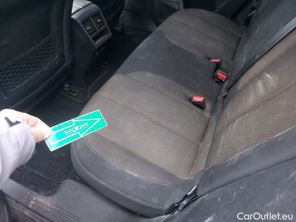  DS  DS7 DS DS 7 Crossback / 2017 / 5P / todoterreno BlueHDi DE 96kW (130CV) Auto. CHIC (AC) #41