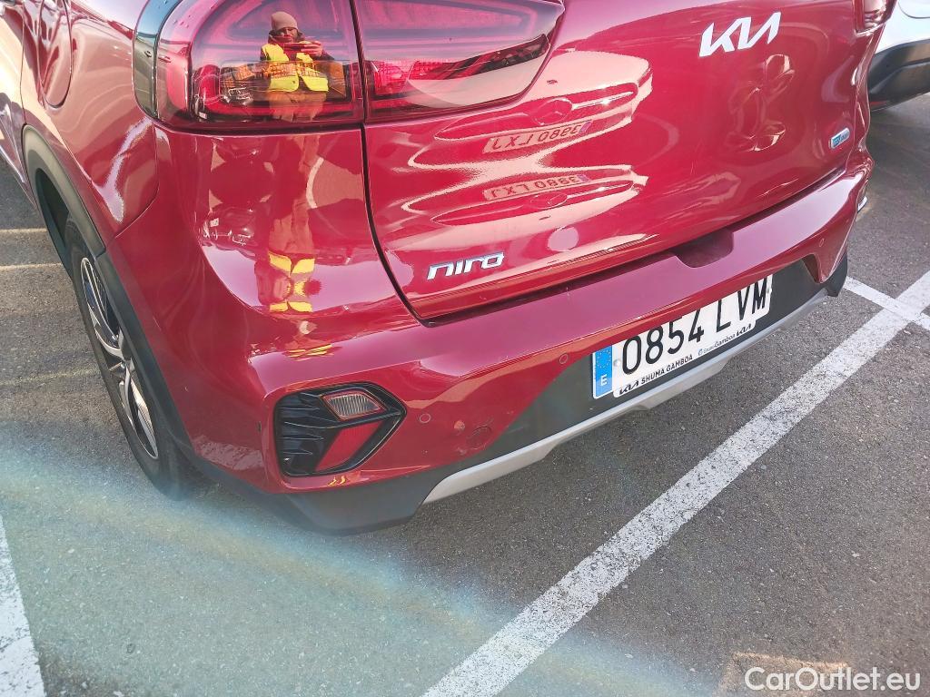  KIA  Niro KIA  / 2019 / 5P / crossover 1.6 GDi PHEV 104kW (141CV) Drive #14