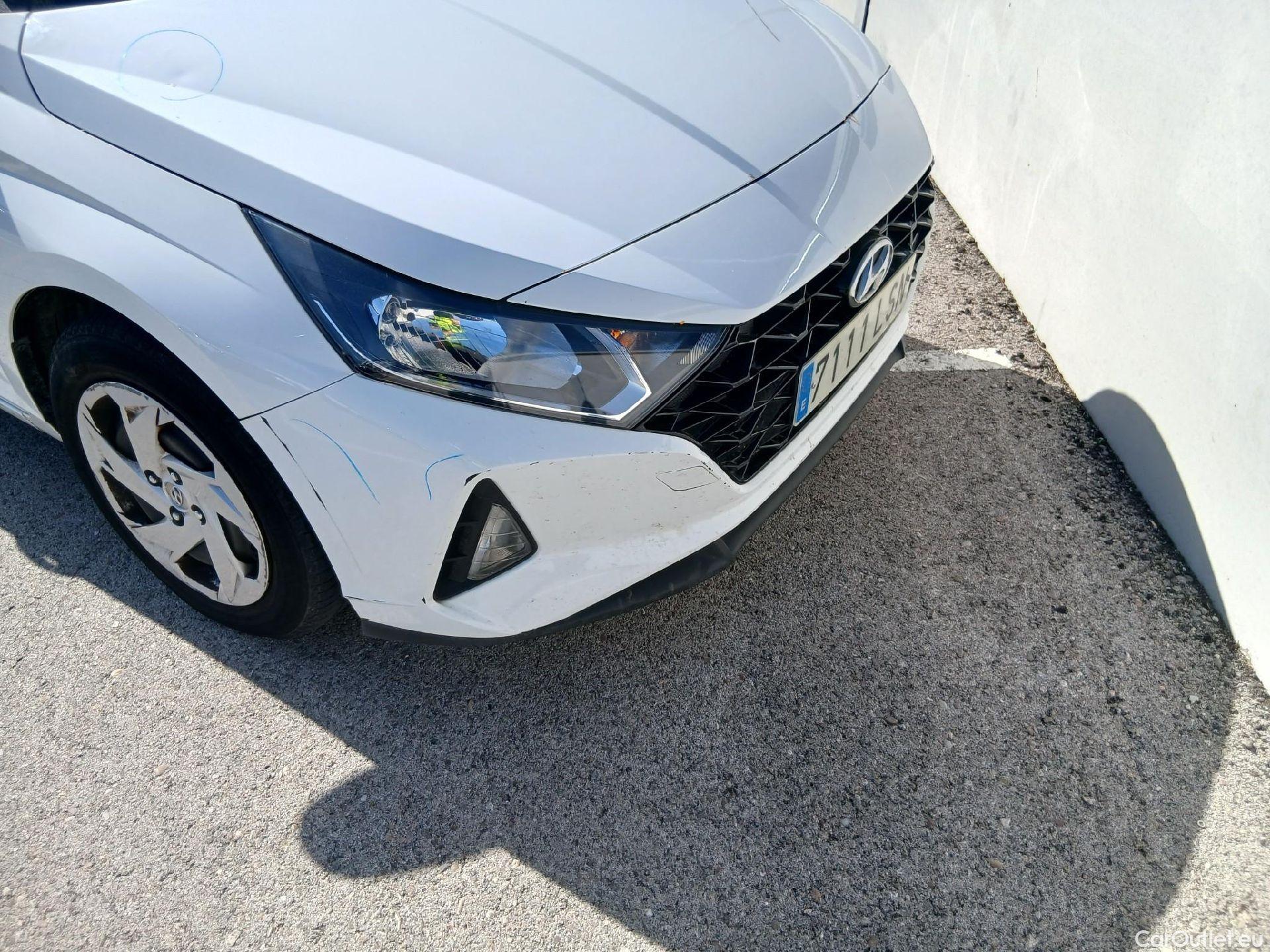  Hyundai  i20 HYUNDAI  / 2020 / 5P / berlina con portón 1.0 TGDI 74kW (100CV) 48V Essence #8