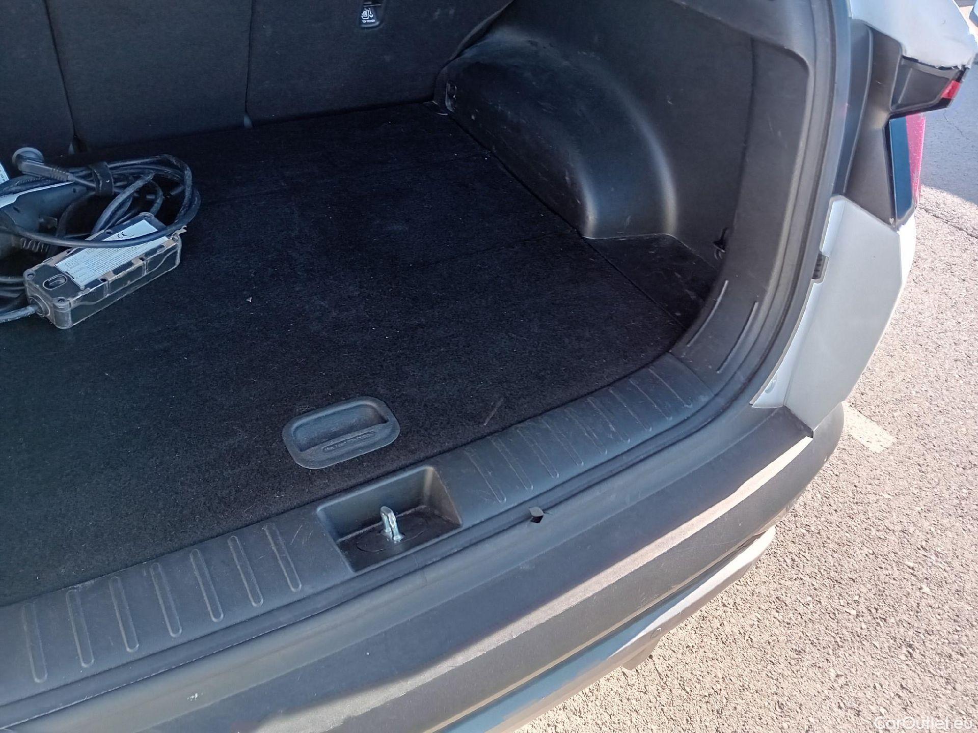  Hyundai  Tucson HYUNDAI  / 2020 / 5P / todoterreno 1.6 TGDI PHEV 195kW Maxx Auto 4X4 #40