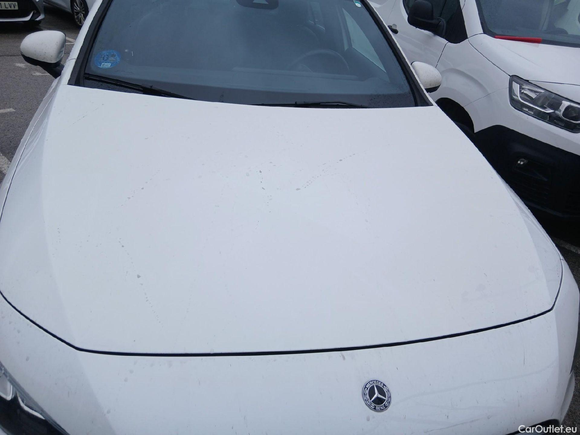  Mercedes  A-Klasse MERCEDES-BENZ Clase A / 2018 / 5P / berlina con portón A 250 e #8