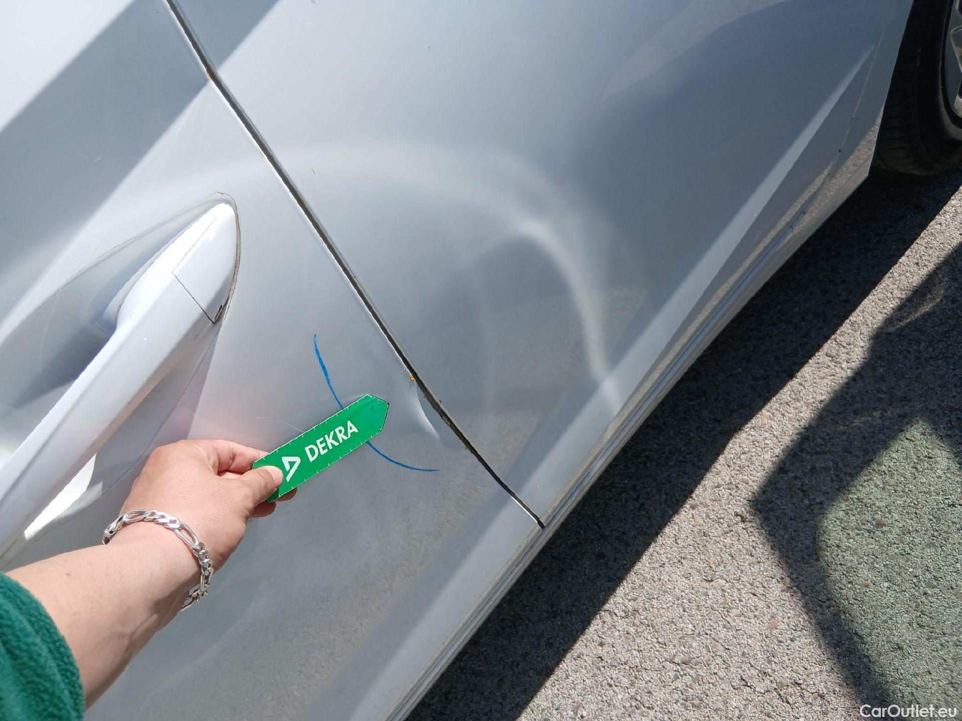  Hyundai  i20 HYUNDAI  / 2020 / 5P / berlina con portón 1.0 TGDI 74kW (100CV) 48V Essence #17