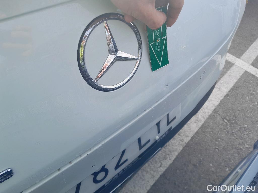  Mercedes  CLA-Klasse MERCEDES-BENZ CLA / 2019 / 4P / coupé CLA 250 e #4