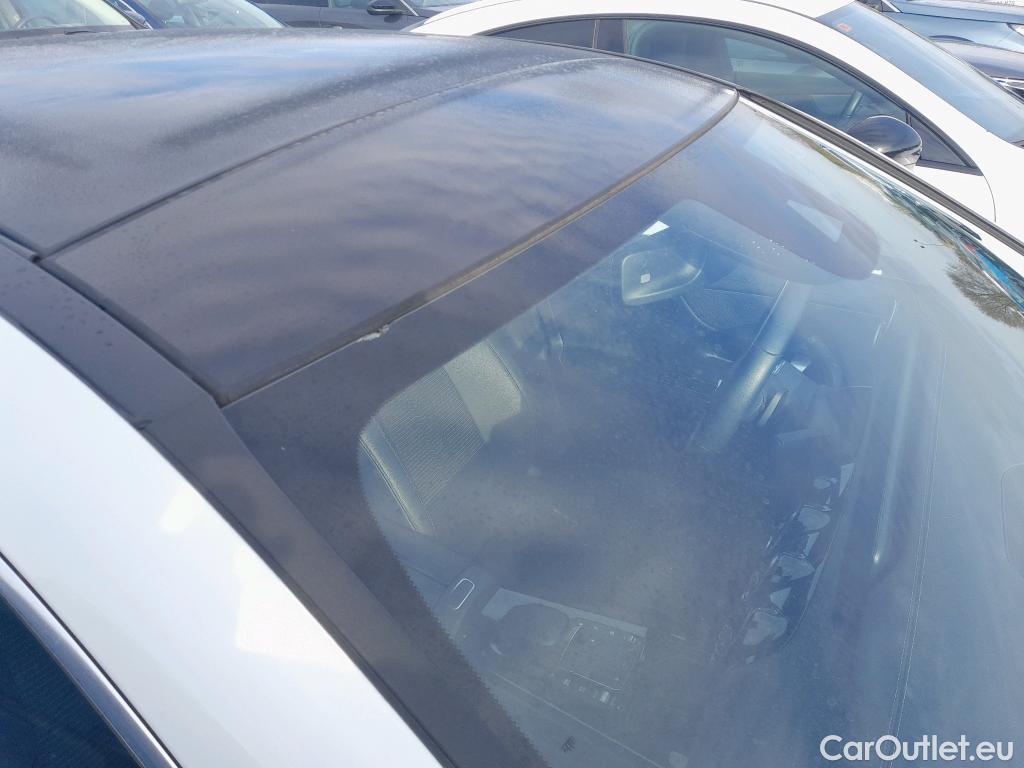  Mercedes  CLA-Klasse MERCEDES-BENZ CLA / 2019 / 4P / coupé CLA 250 e #1