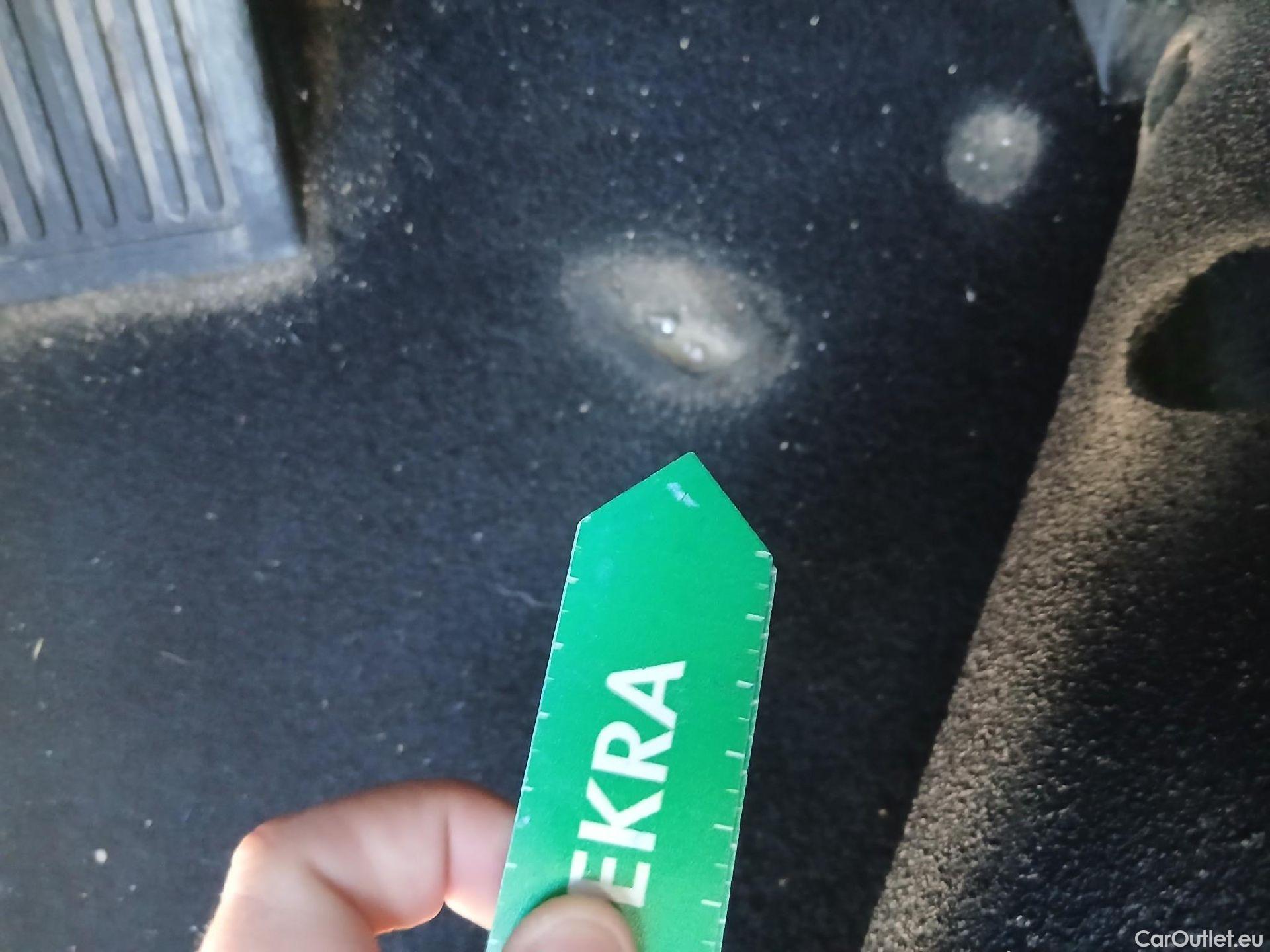  KIA  Sportage KIA  1.6MHEV Drive 100kW(136CV) 4x2(Crist Tintados)(CX) #6