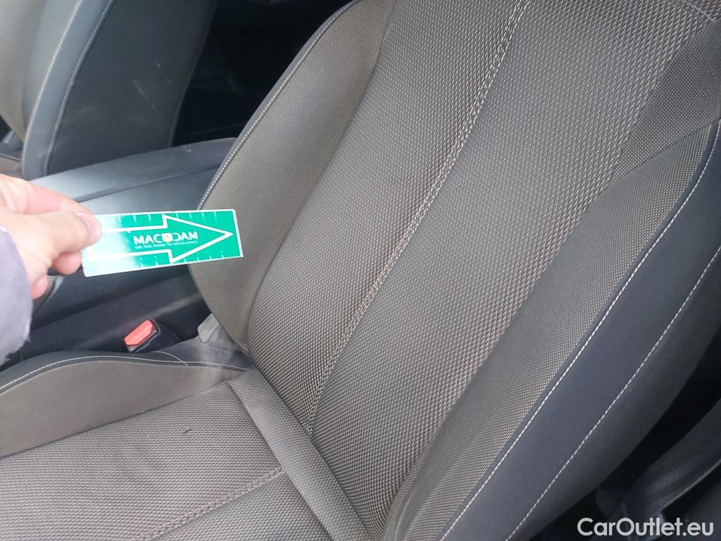  DS  DS7 DS DS 7 Crossback / 2017 / 5P / todoterreno BlueHDi DE 96kW (130CV) Auto. CHIC (AC) #39