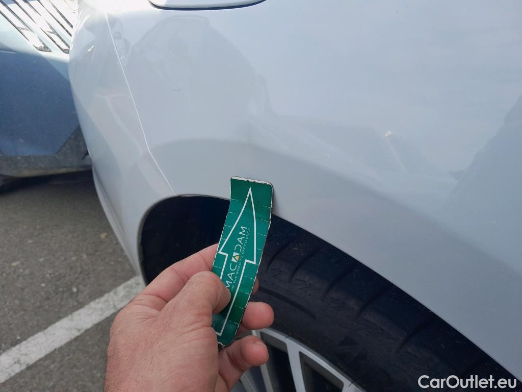  Mercedes  CLA-Klasse MERCEDES-BENZ CLA / 2019 / 4P / coupé CLA 250 e #12