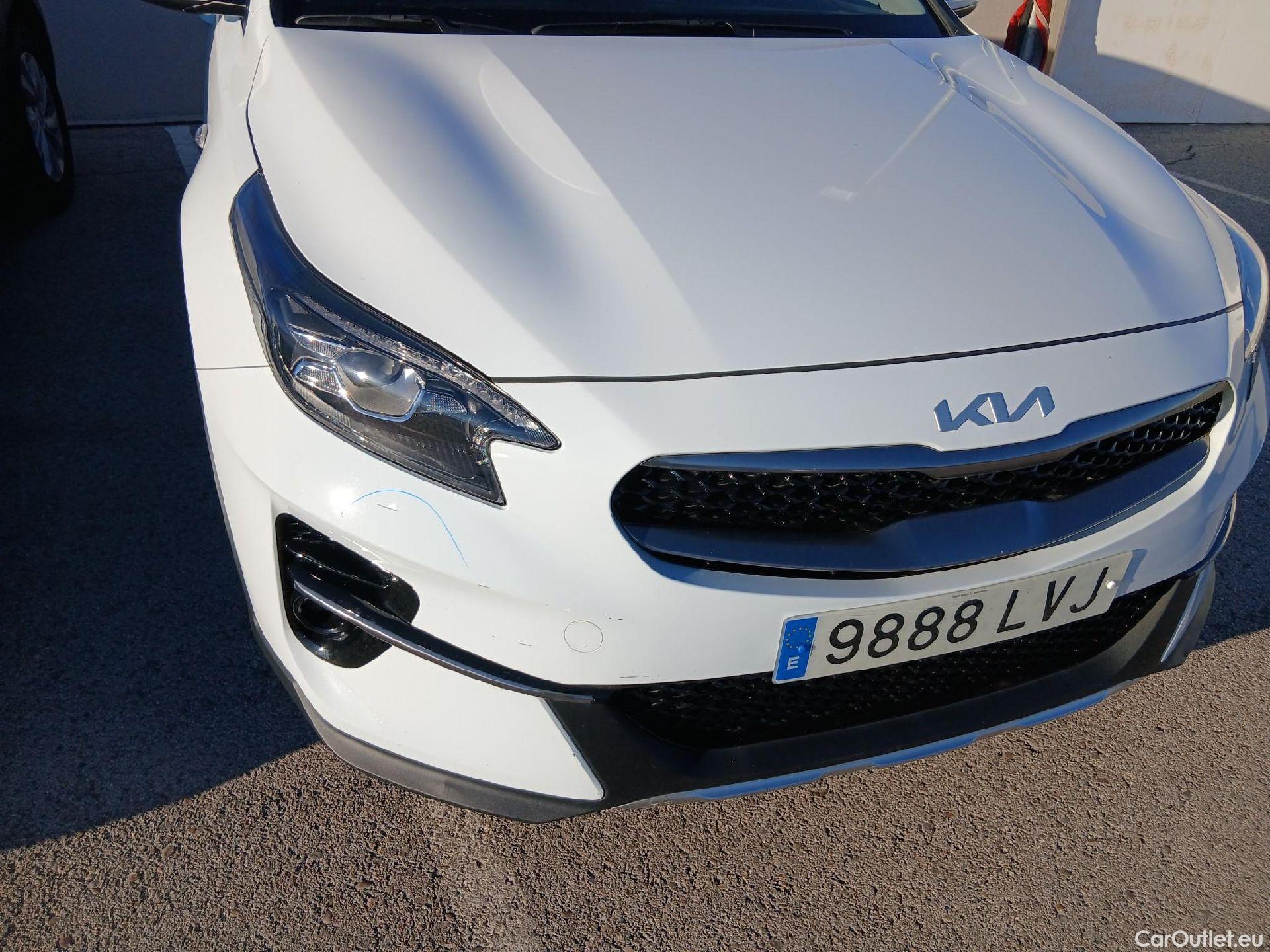  KIA  XCeed KIA  / 2019 / 5P / todoterreno 1.0 T-GDi Drive 88kW (120CV) #11