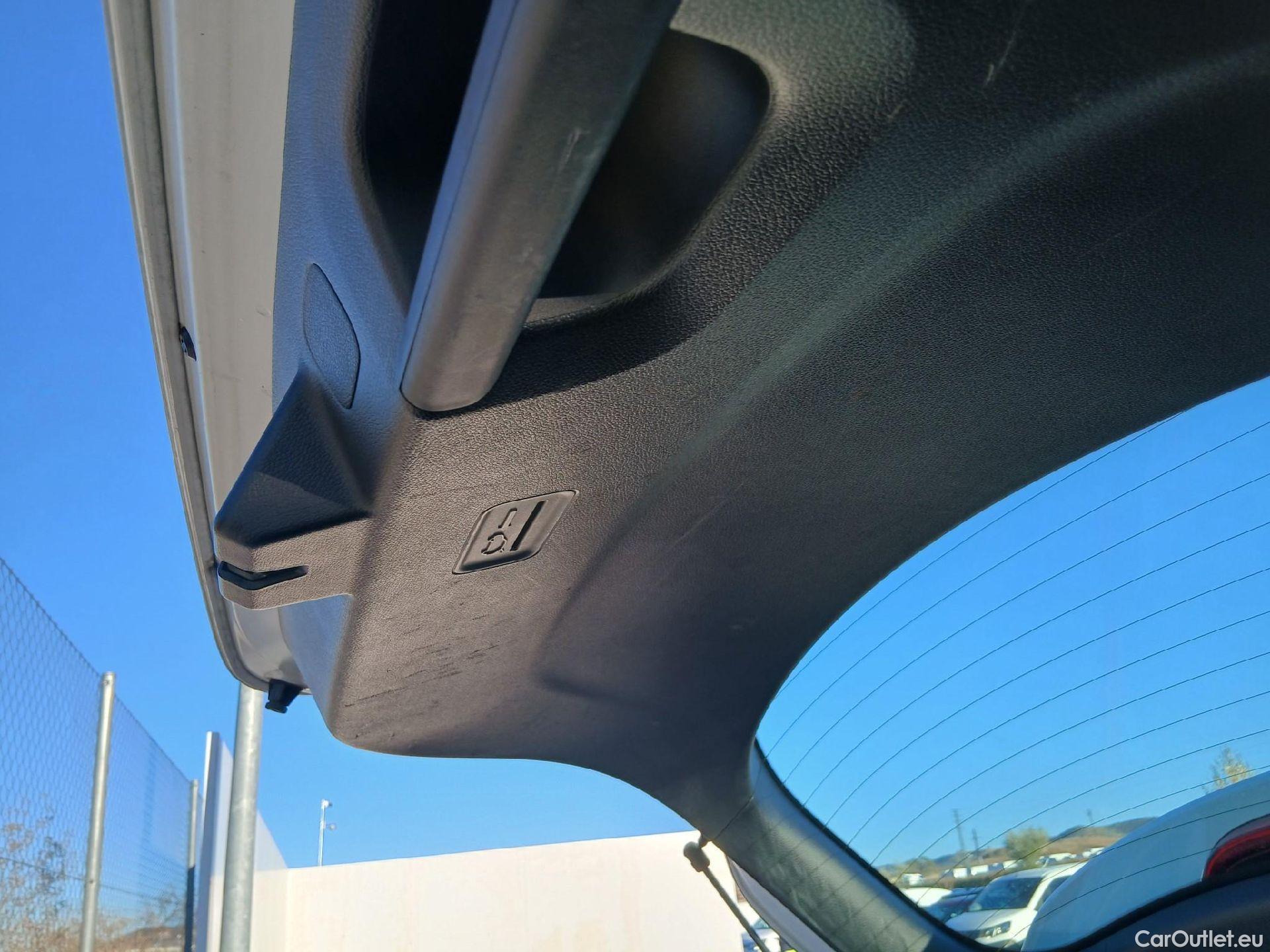  KIA  XCeed KIA  / 2019 / 5P / todoterreno 1.0 T-GDi Drive 88kW (120CV) #3