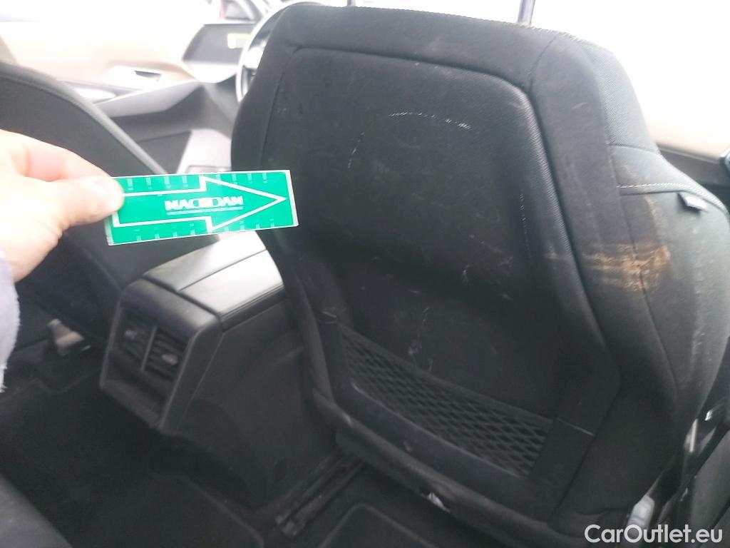  DS  DS7 DS DS 7 Crossback / 2017 / 5P / todoterreno BlueHDi DE 96kW (130CV) Auto. CHIC (AC) #27