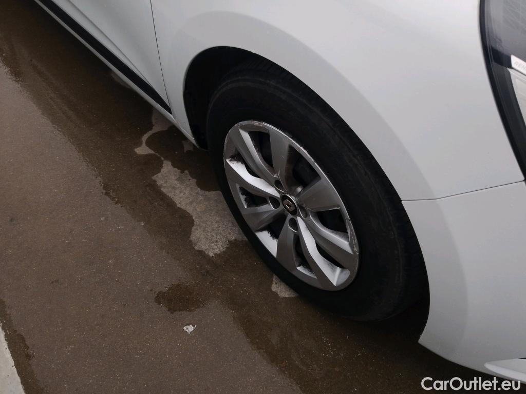  Renault  Clio RENAULT  / 2019 / 5P / berlina con portón Business Blue dCi 63 kW (85CV) #23