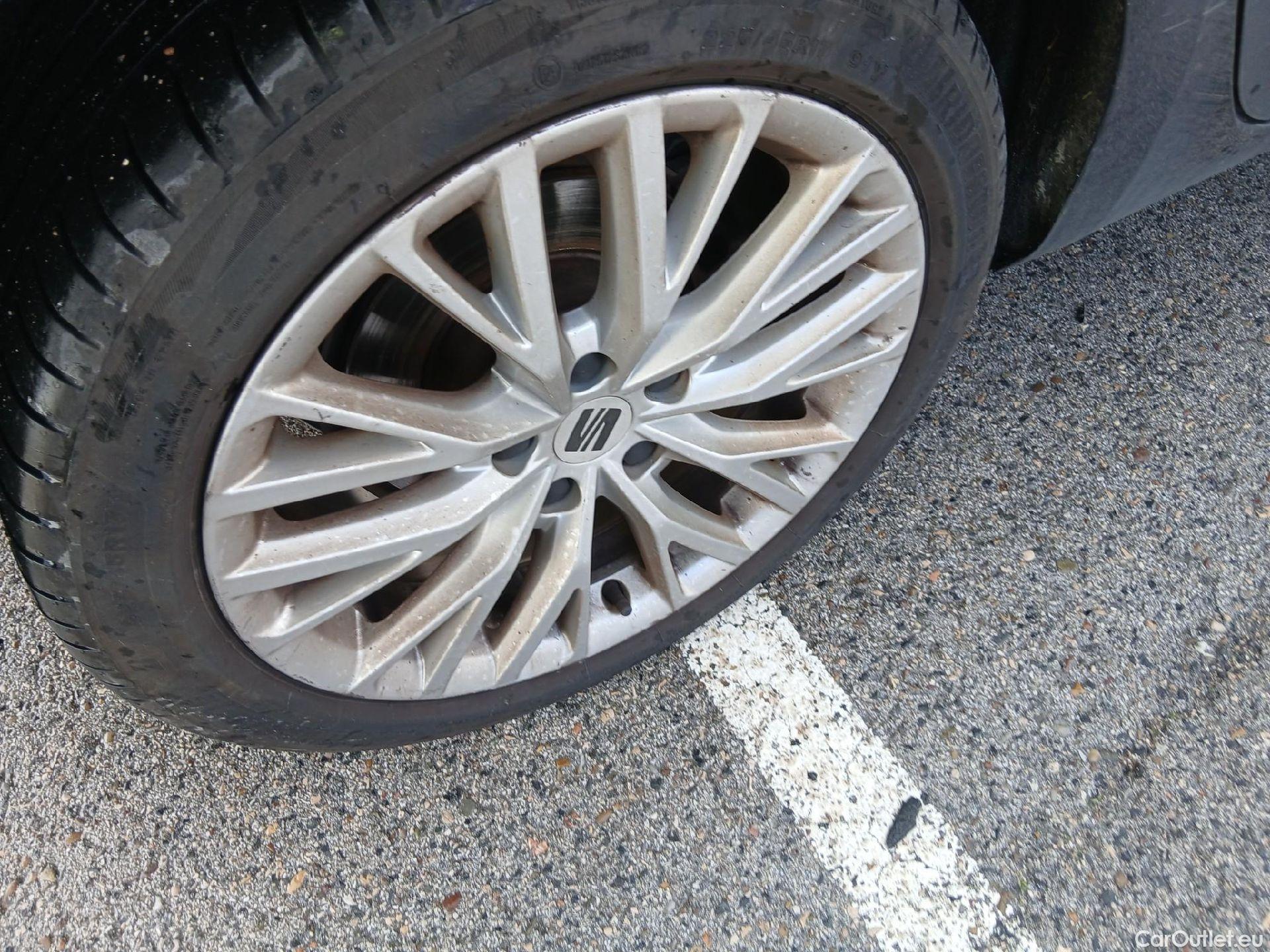  Land Rover  Discovery SEAT Nuevo León / 2020 / 5P / berlina con portón 1.4 e-Hybrid DSG-6 S&S Xcellence #7