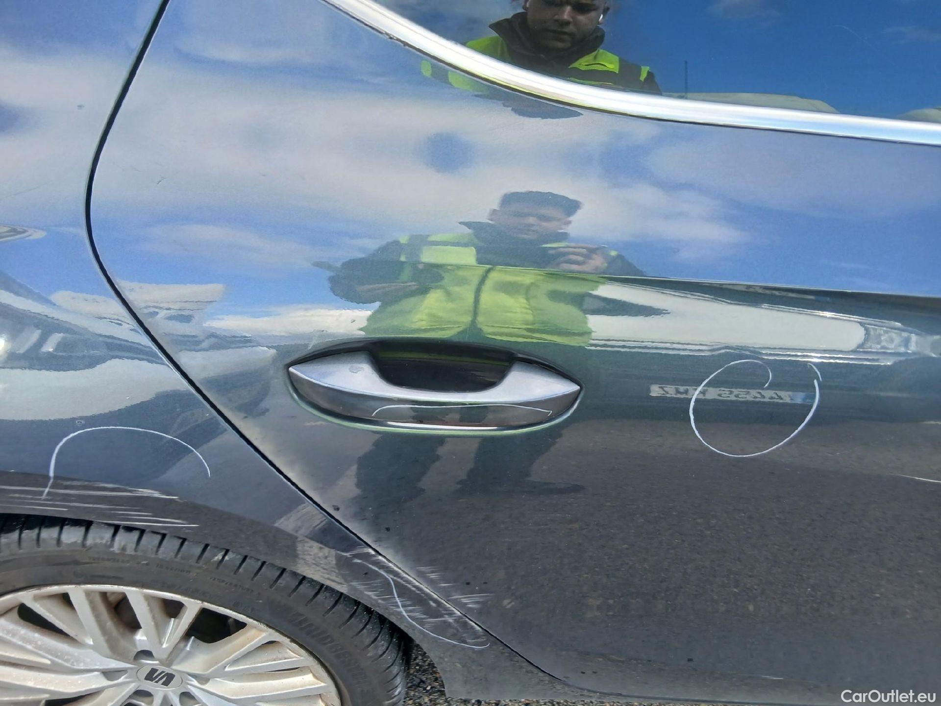  Land Rover  Discovery SEAT Nuevo León / 2020 / 5P / berlina con portón 1.4 e-Hybrid DSG-6 S&S Xcellence #29