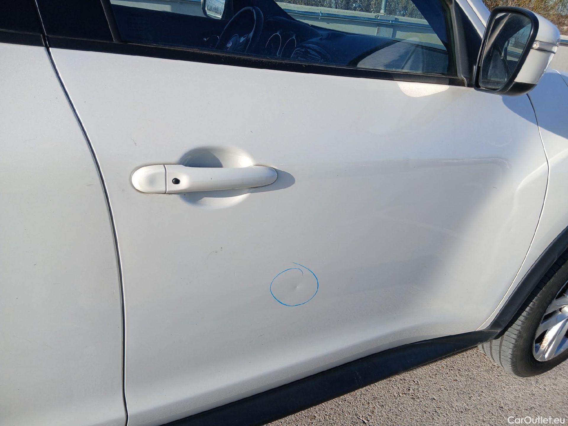  Nissan  Juke NISSAN  / 2014 / 5P / crossover dCi EU6 81 kW (110 CV) 6M/T N-CONNECTA #39