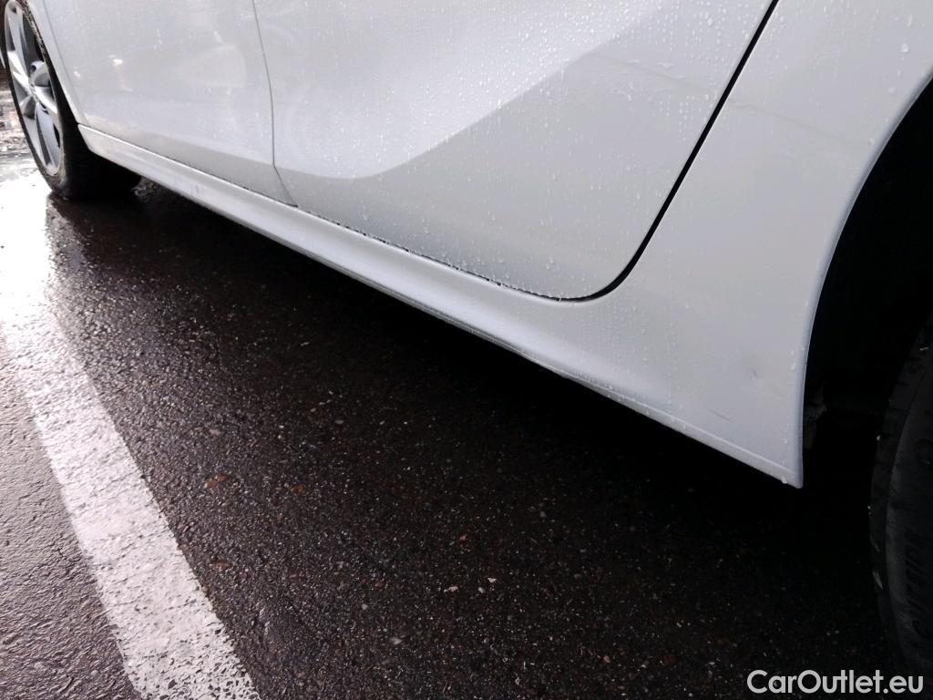  Opel  Corsa OPEL  / 2019 / 5P / berlina con portón 1.2T XHL 74kW (100CV) Elegance #3