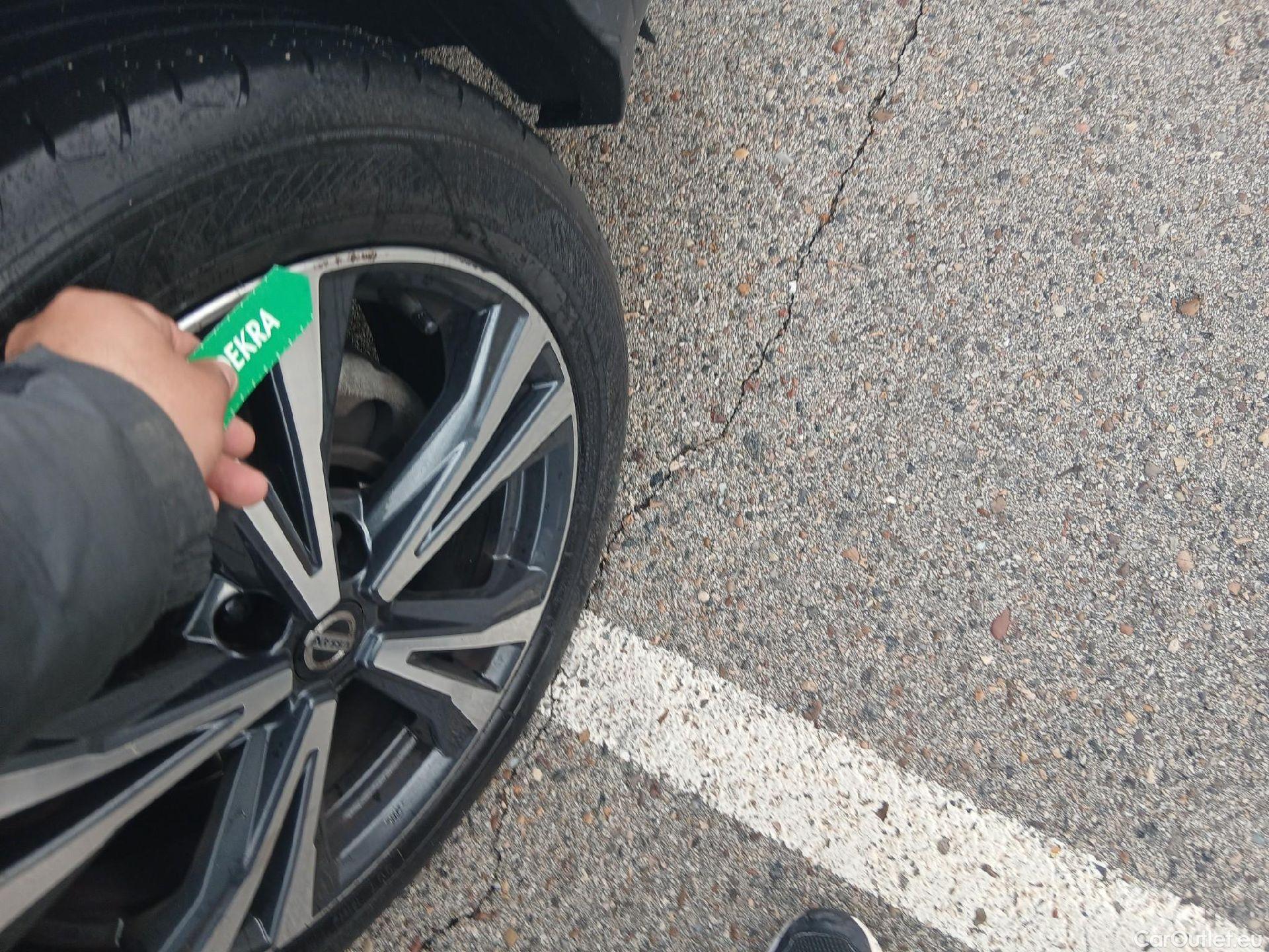  Nissan  Qashqai NISSAN  / 2017 / 5P / todoterreno DIG-T 103 kW (140 CV) E6D N-CONNECTA #25