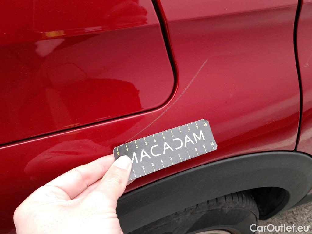  Peugeot  3008 PEUGEOT  / 2016 / 5P / todoterreno 1.2 PURETECH 96KW (130CV) ALLURE EAT8 #12