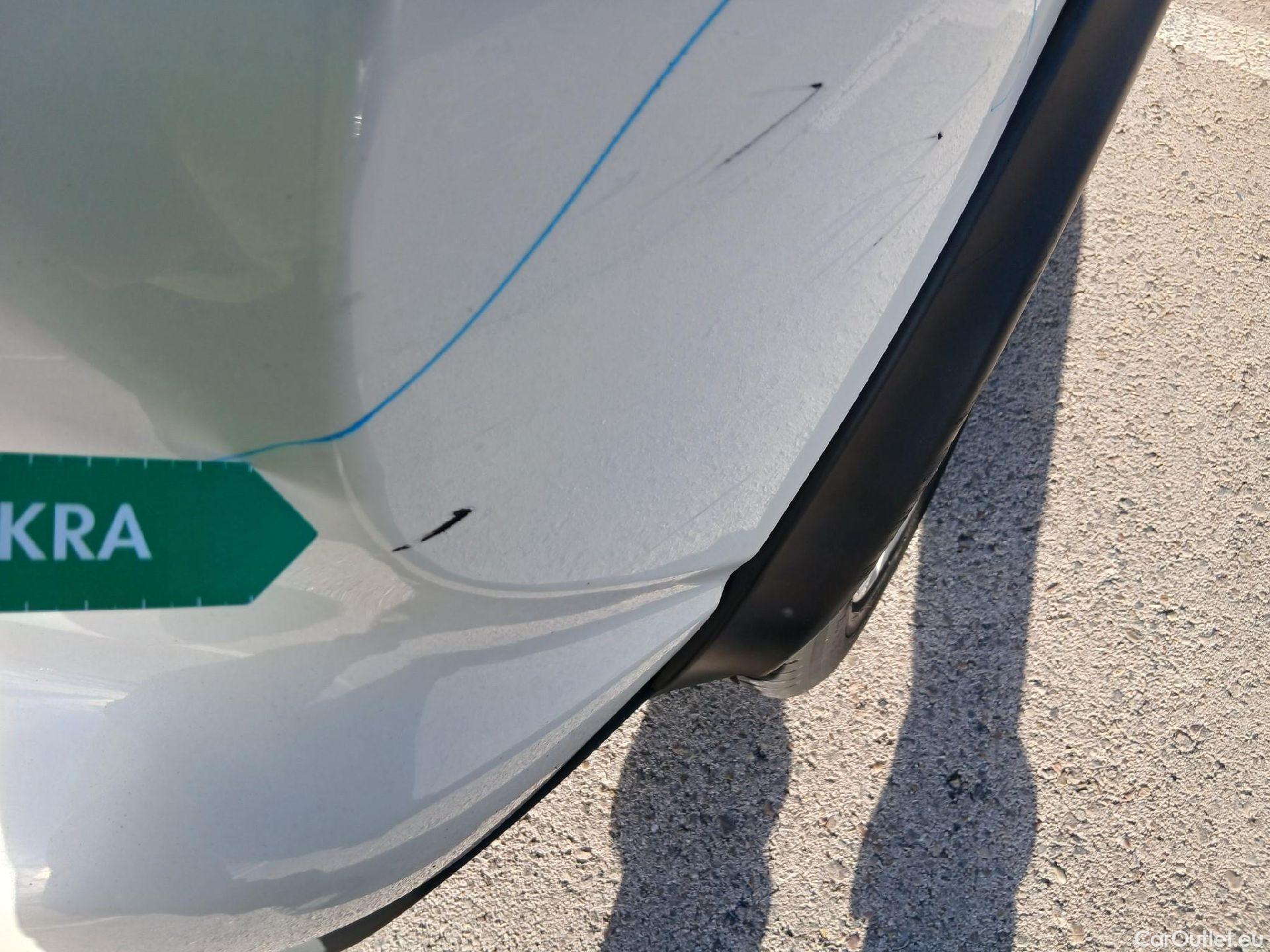  Nissan  Juke NISSAN  / 2014 / 5P / crossover dCi EU6 81 kW (110 CV) 6M/T N-CONNECTA #29