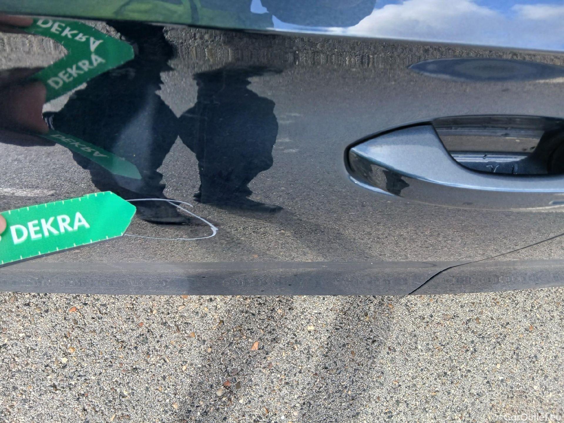  Land Rover  Discovery SEAT Nuevo León / 2020 / 5P / berlina con portón 1.4 e-Hybrid DSG-6 S&S Xcellence #19