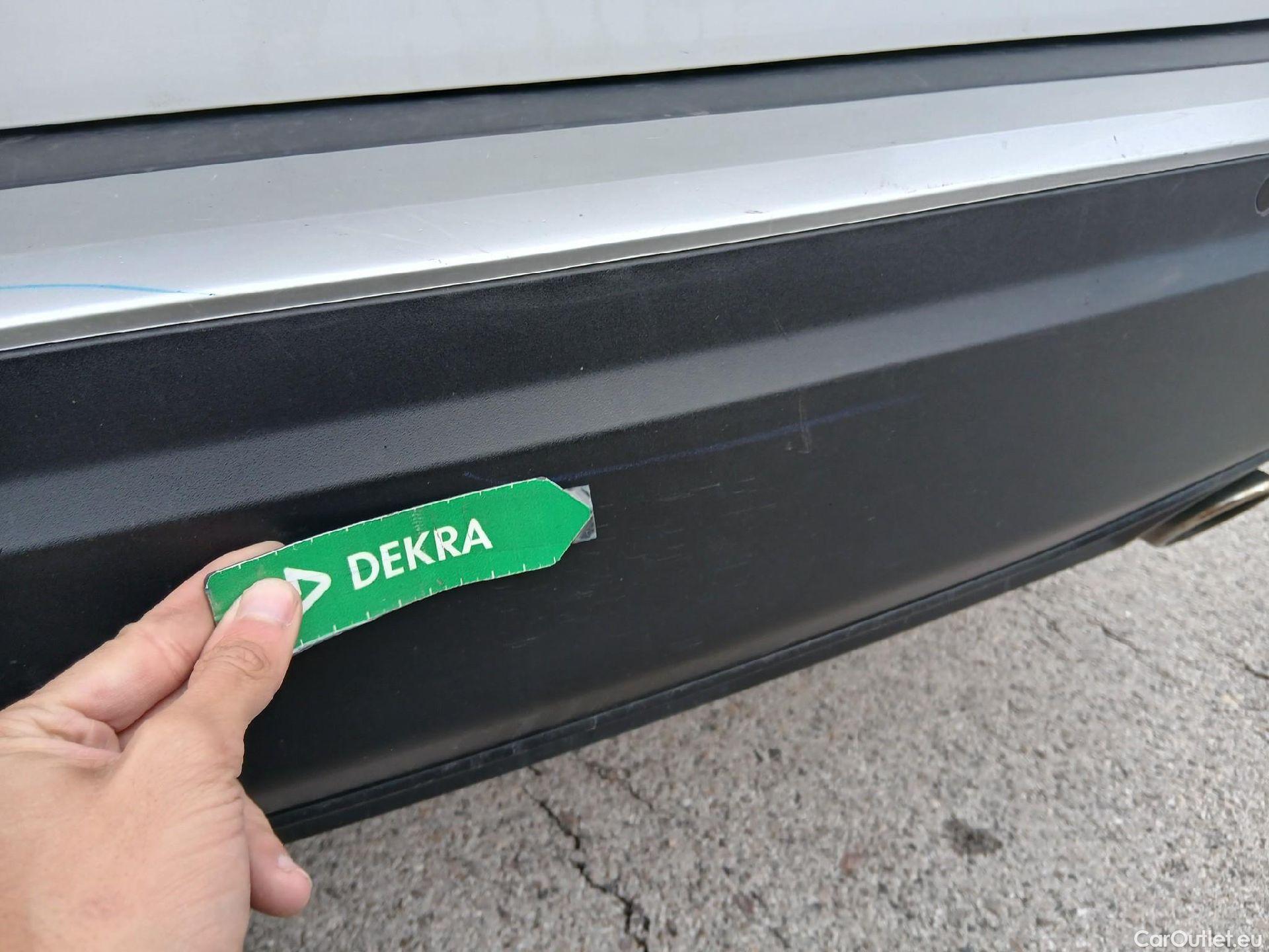  Peugeot  2008 PEUGEOT  / 2019 / 5P / todoterreno Active Pack BlueHDI 81kW (110CV) #26