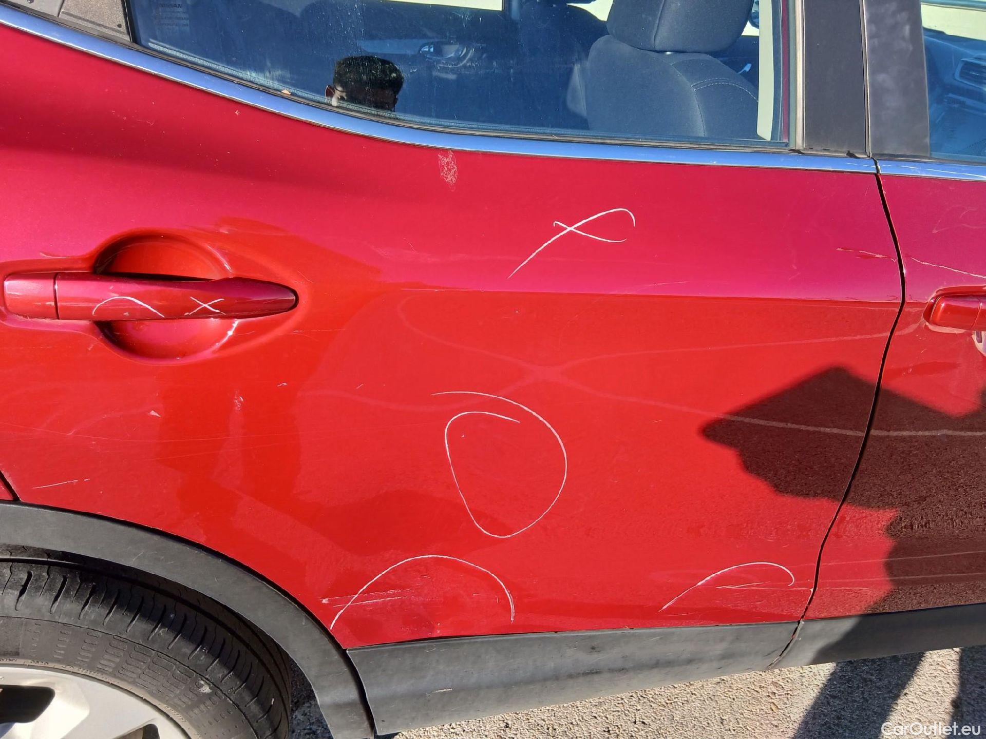  Nissan  Qashqai NISSAN  / 2017 / 5P / todoterreno dCi 85 kW (115 CV) E6D ACENTA #39