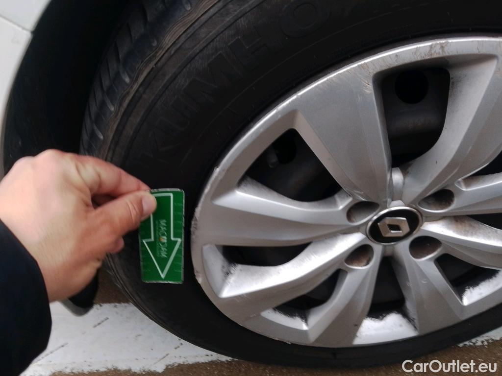  Renault  Clio RENAULT  / 2019 / 5P / berlina con portón Business Blue dCi 63 kW (85CV) #22