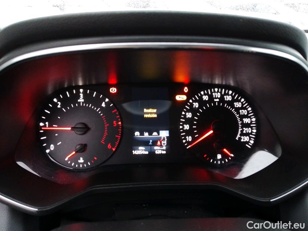  Renault  Clio RENAULT  / 2019 / 5P / berlina con portón Business Blue dCi 63 kW (85CV) #27