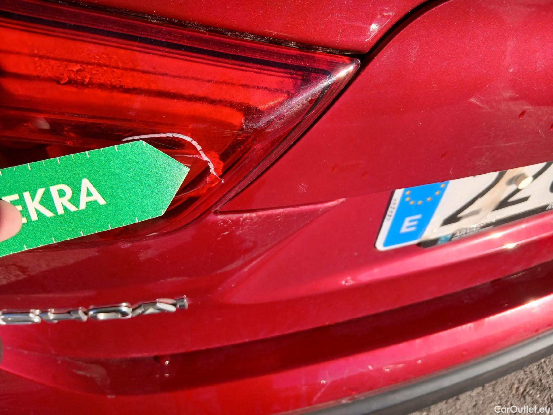  Nissan  Qashqai NISSAN  / 2017 / 5P / todoterreno dCi 85 kW (115 CV) E6D ACENTA #28