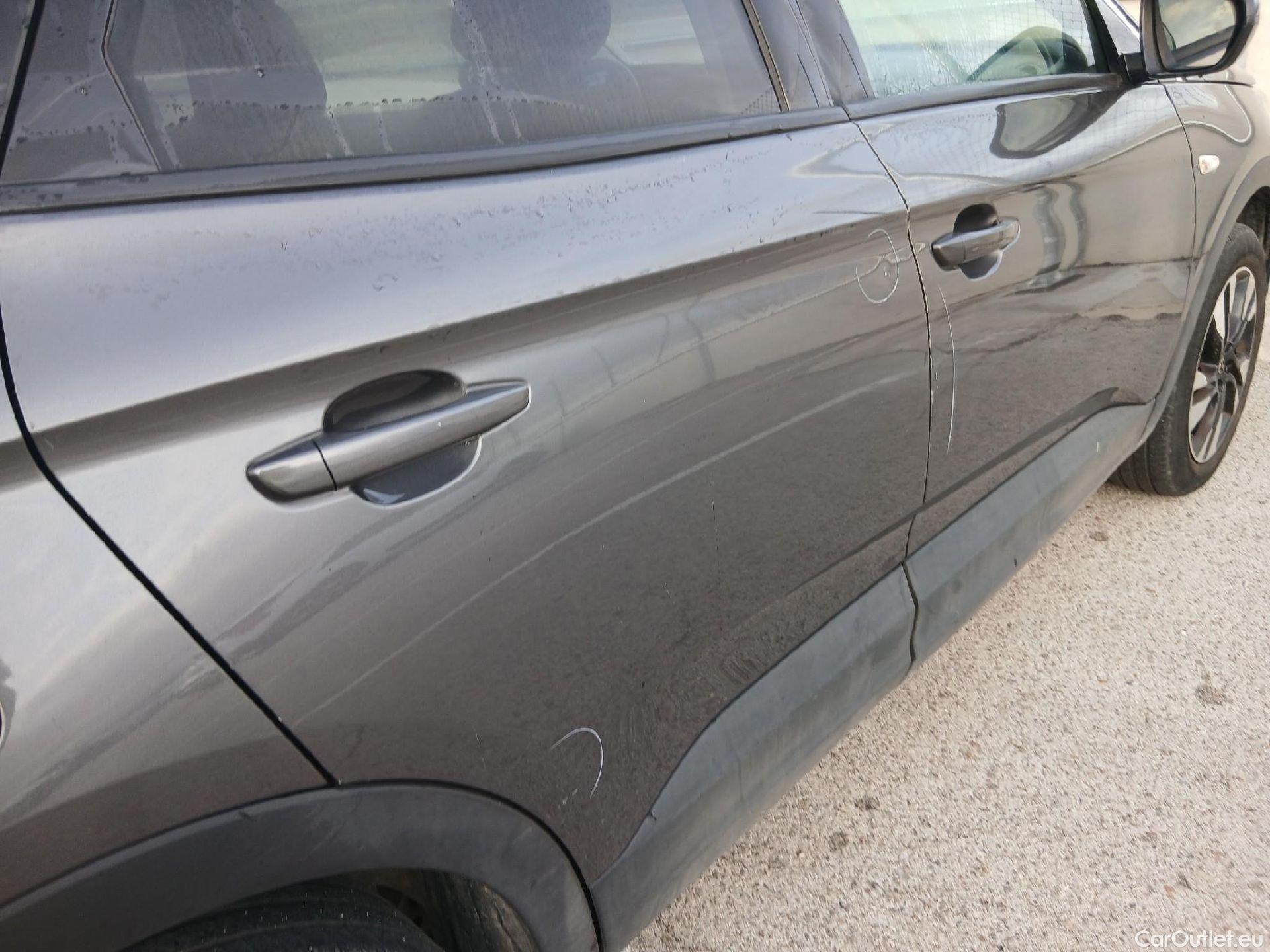  Opel   Grandland X OPEL / 2017 / 5P / todoterreno 1.5 CDTi Ultimate Auto #22