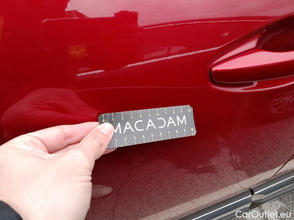  Peugeot  3008 PEUGEOT  / 2016 / 5P / todoterreno 1.2 PURETECH 96KW (130CV) ALLURE EAT8 #4