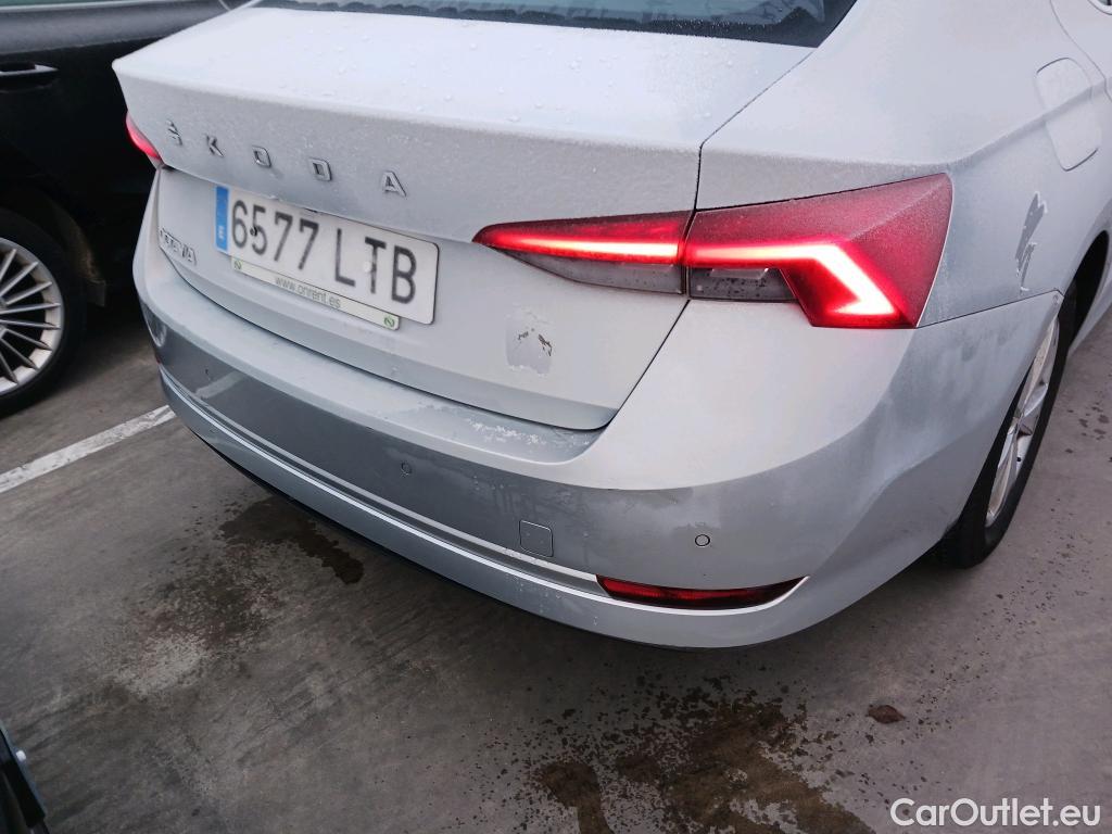  Skoda  Octavia SKODA  / 2020 / 5P / berlina con portón 2.0 TDI 85kW (115 CV) Manual Ambition #3