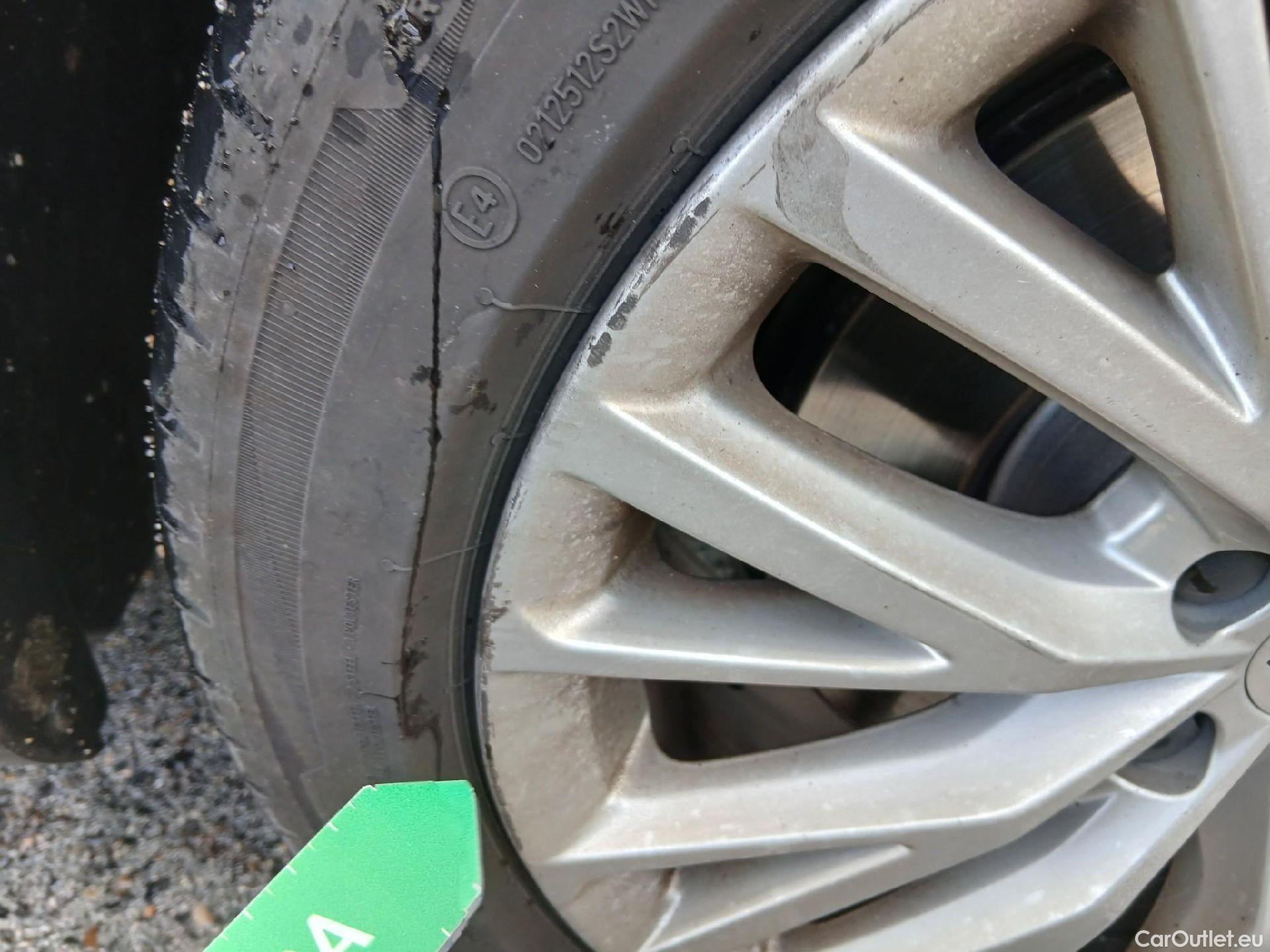  Land Rover  Discovery SEAT Nuevo León / 2020 / 5P / berlina con portón 1.4 e-Hybrid DSG-6 S&S Xcellence #9