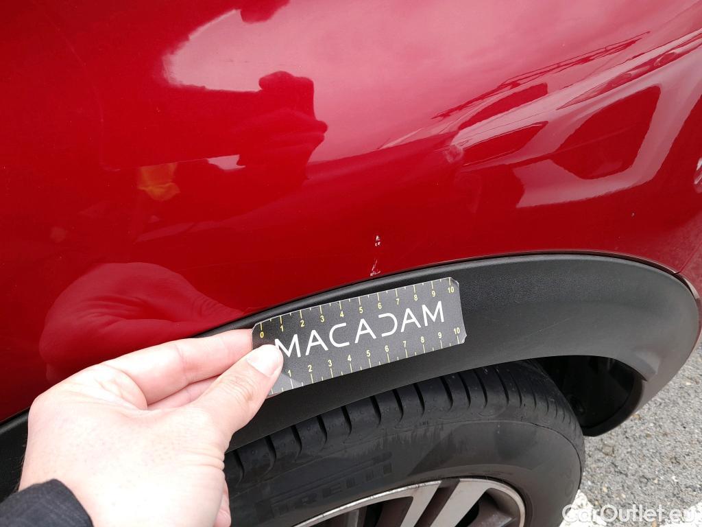  Peugeot  3008 PEUGEOT  / 2016 / 5P / todoterreno 1.2 PURETECH 96KW (130CV) ALLURE EAT8 #9