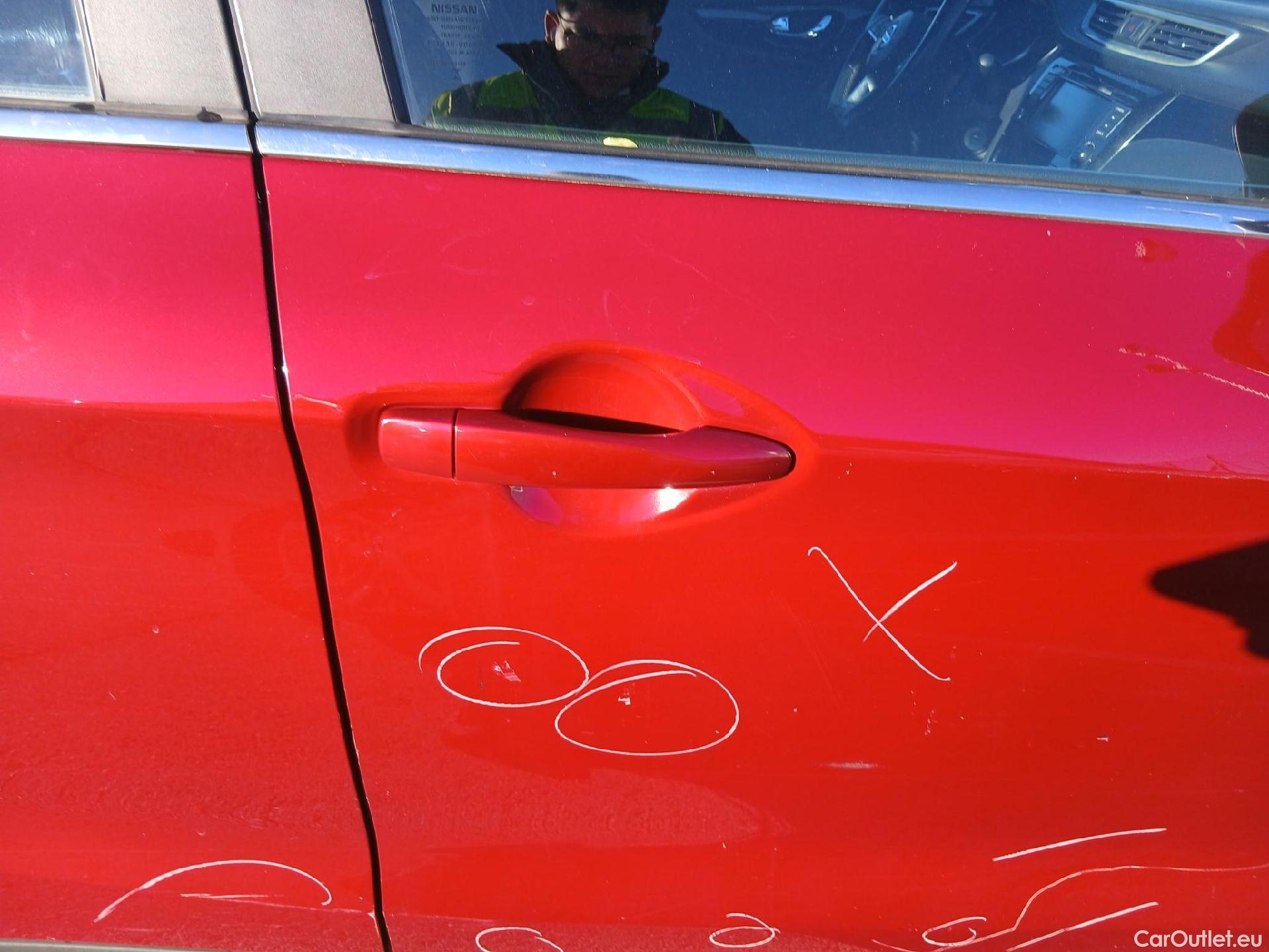  Nissan  Qashqai NISSAN  / 2017 / 5P / todoterreno dCi 85 kW (115 CV) E6D ACENTA #44