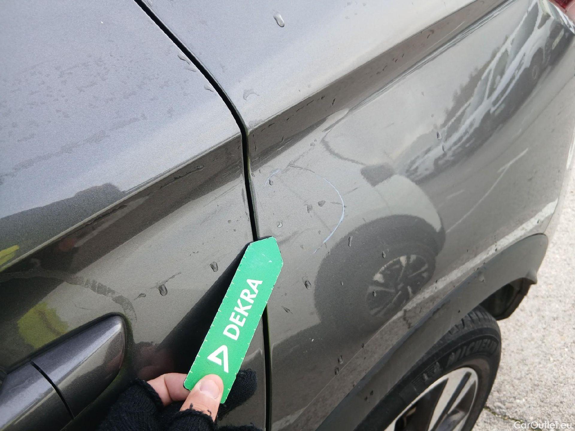  Opel   Grandland X OPEL / 2017 / 5P / todoterreno 1.5 CDTi Ultimate Auto #9