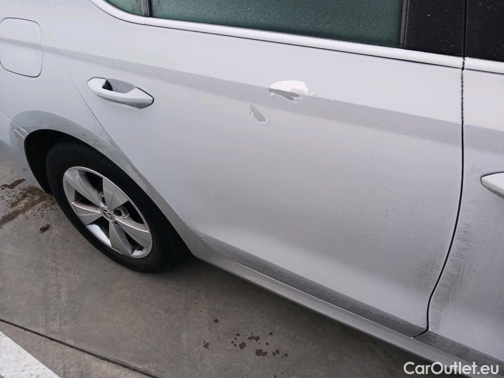  Skoda  Octavia SKODA  / 2020 / 5P / berlina con portón 2.0 TDI 85kW (115 CV) Manual Ambition #14