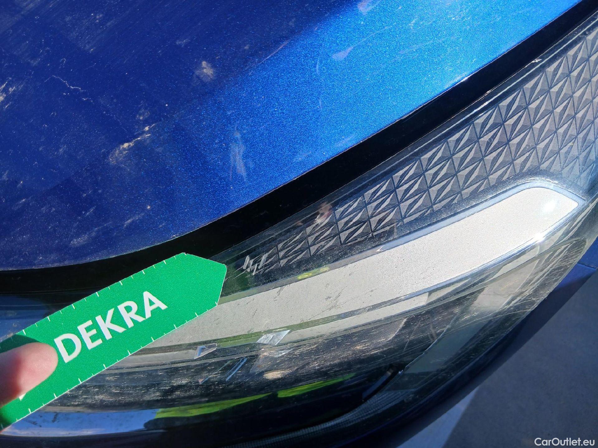  Renault  Captur RENAULT  / 2020 / 5P / todoterreno Intens TCe 90 #31