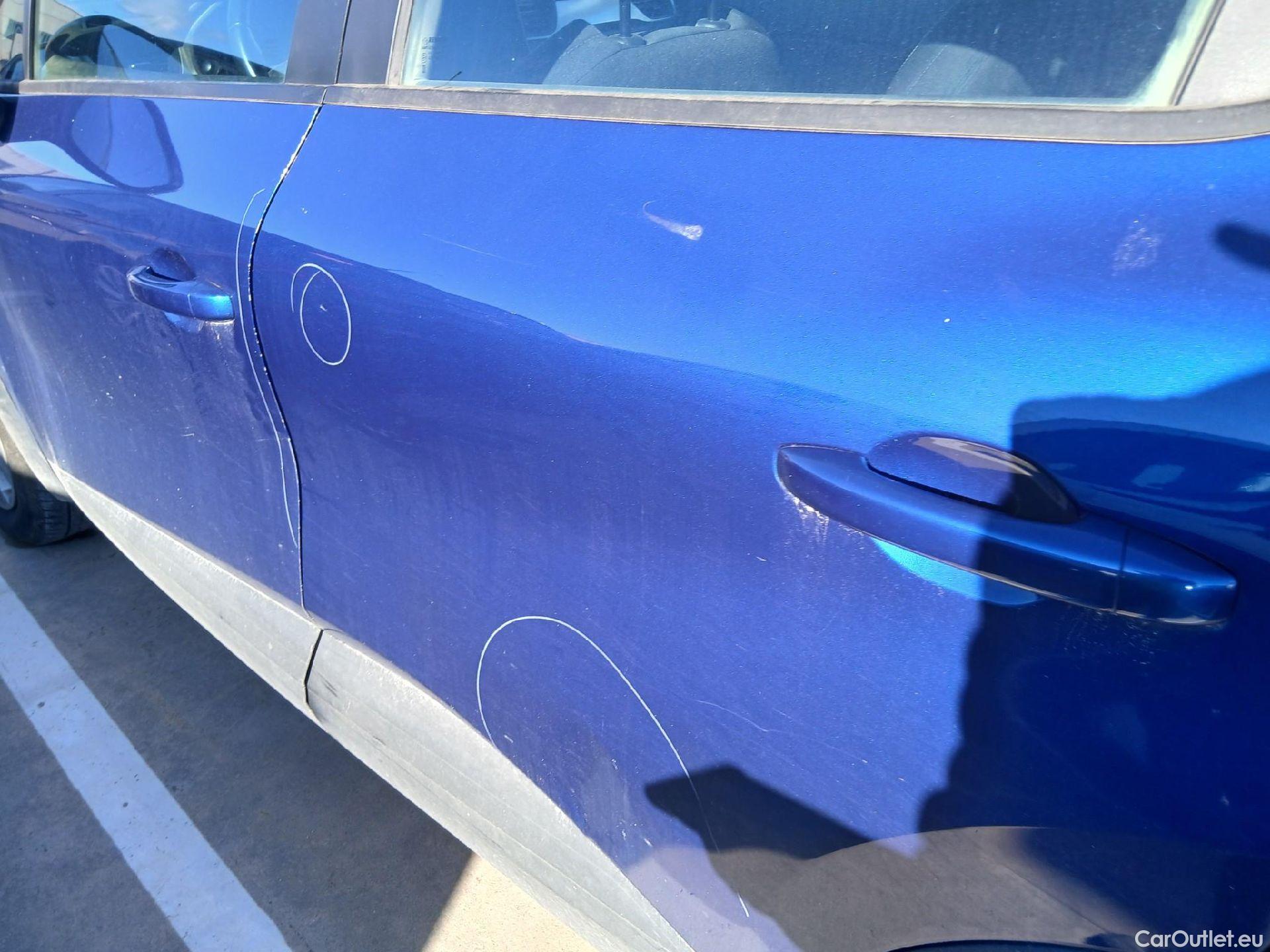  Renault  Captur RENAULT  / 2020 / 5P / todoterreno Intens TCe 90 #8