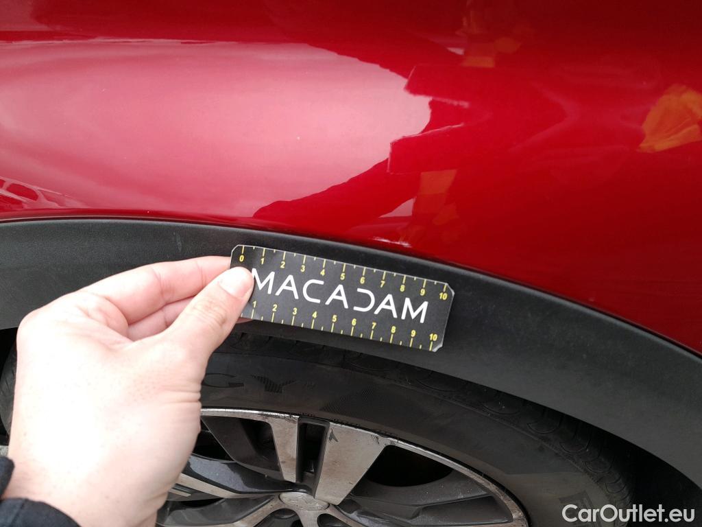  Peugeot  3008 PEUGEOT  / 2016 / 5P / todoterreno 1.2 PURETECH 96KW (130CV) ALLURE EAT8 #21